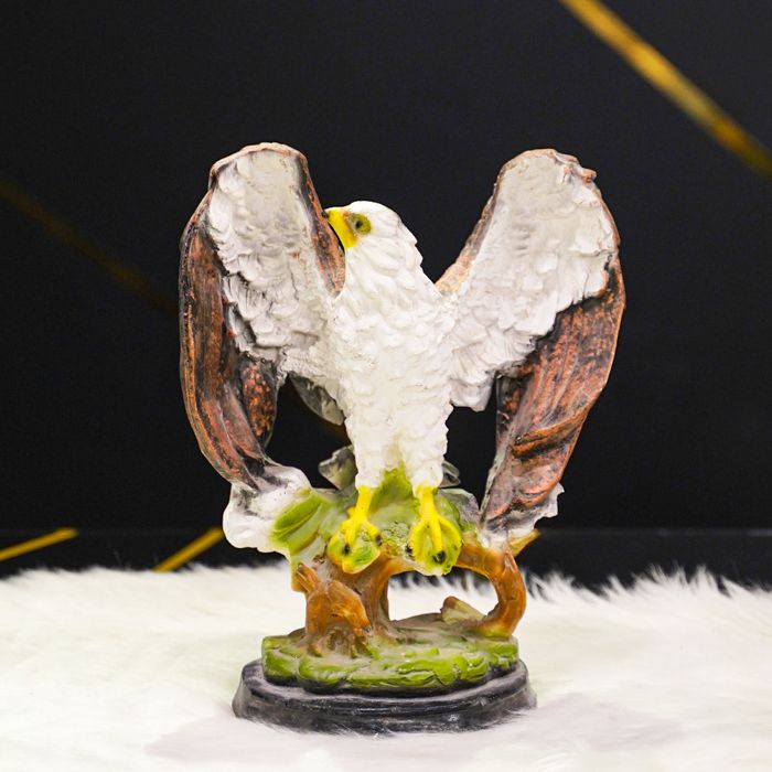 Spreaded Wings Eagle Gypsum Sculpture — Fusion Coatings Lahore